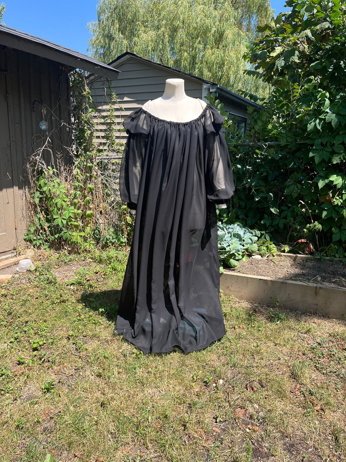 Black Classic Chemise