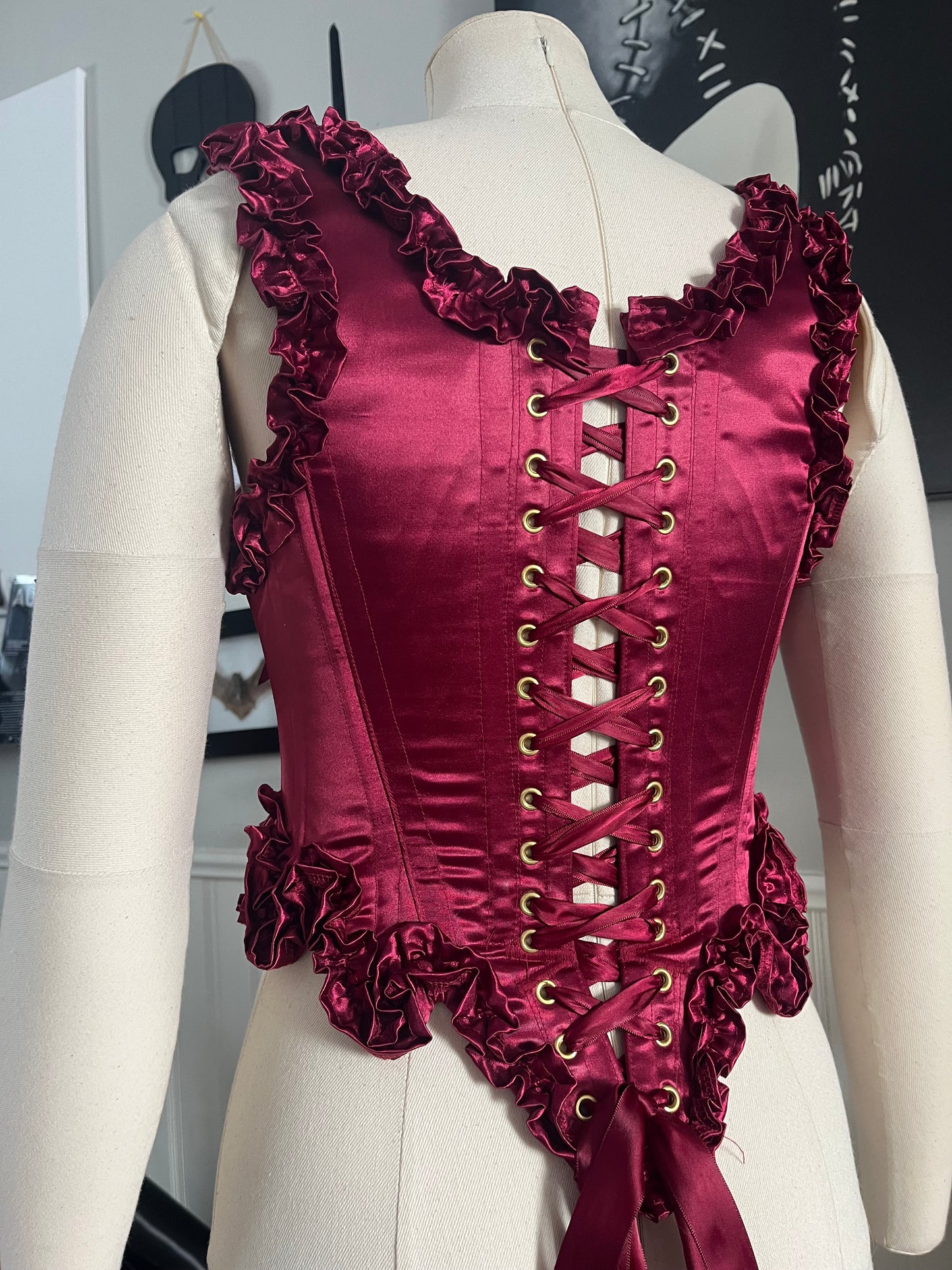 Ruffle Stays
