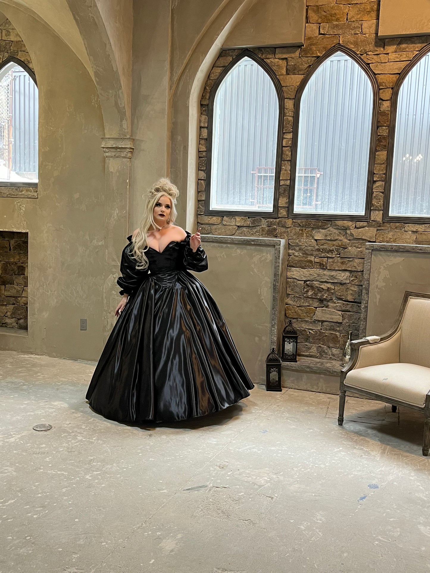Carmilla Gown - Black
