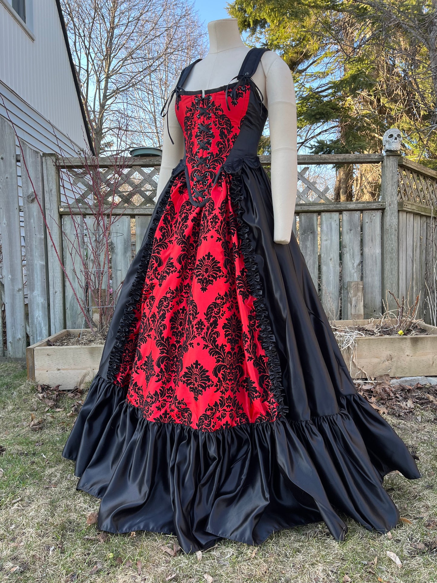 Red and Black Damask set