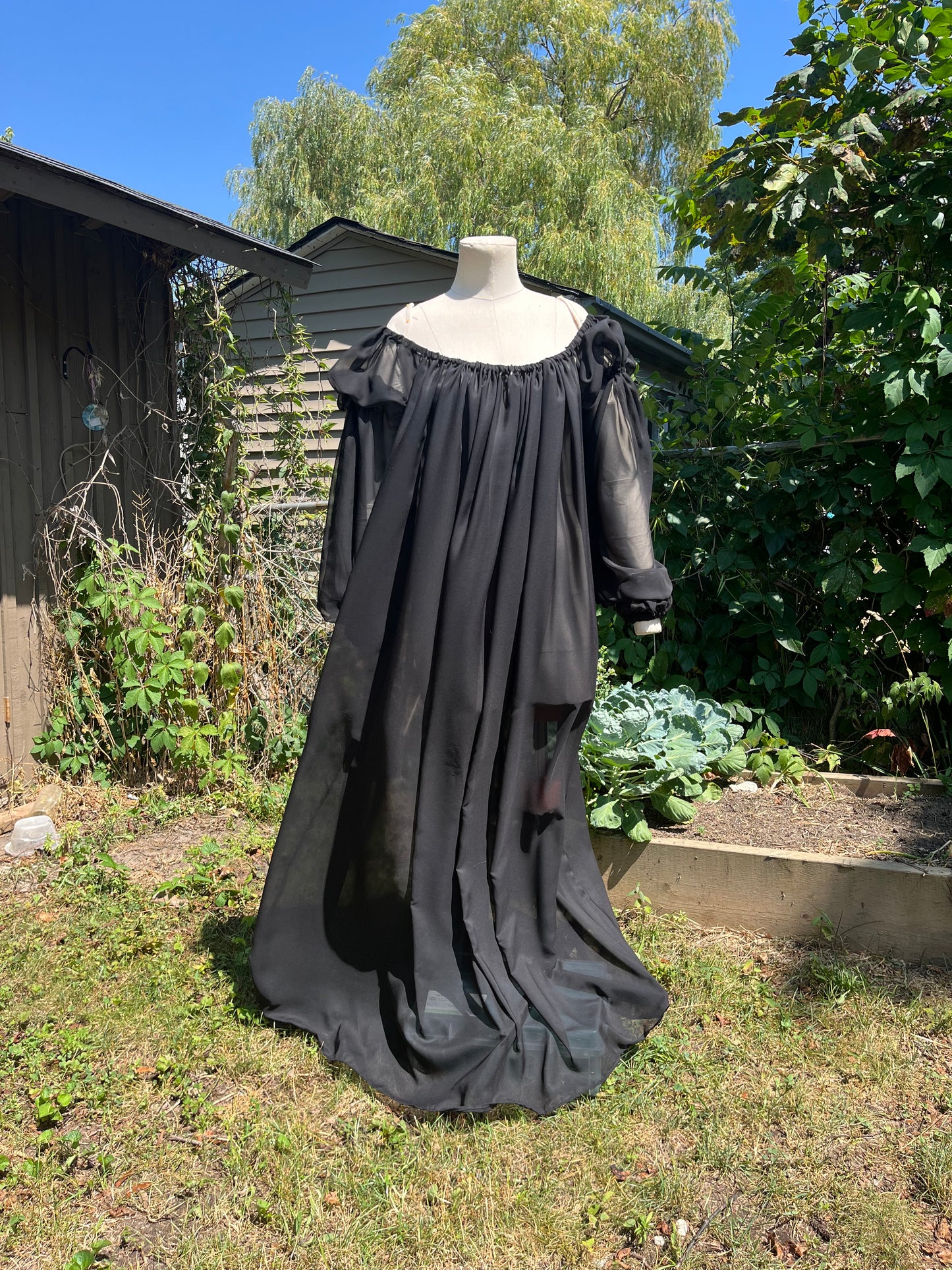 Black Classic Chemise