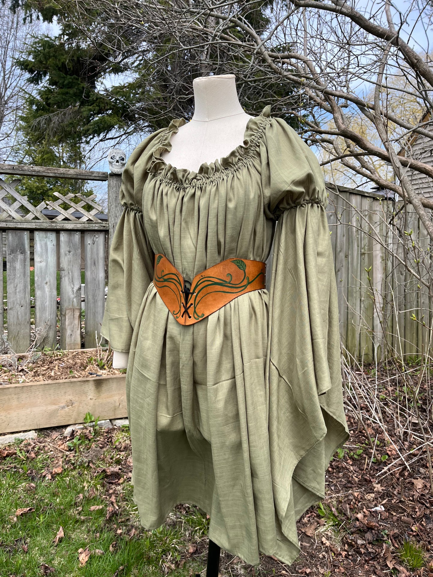 Sage green chemise (S-L)