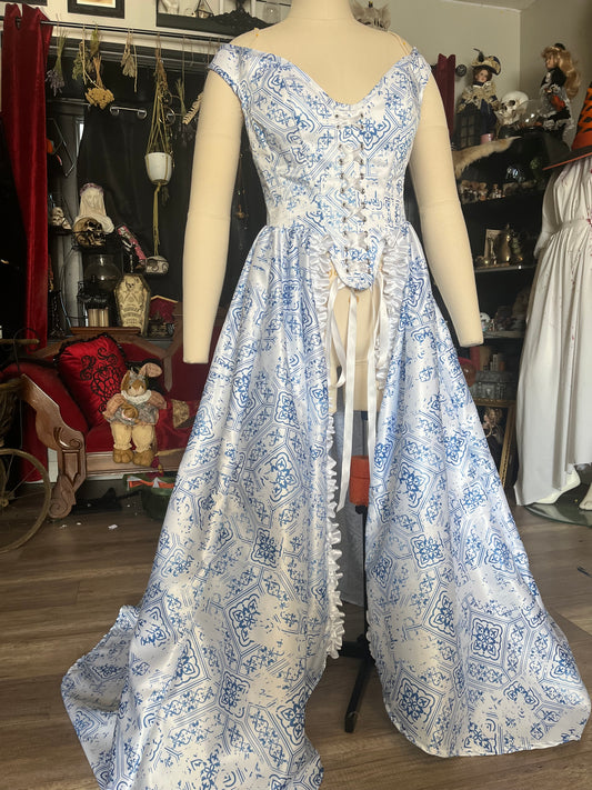 Corset Over Dress - White and blue off the shoulder - Large