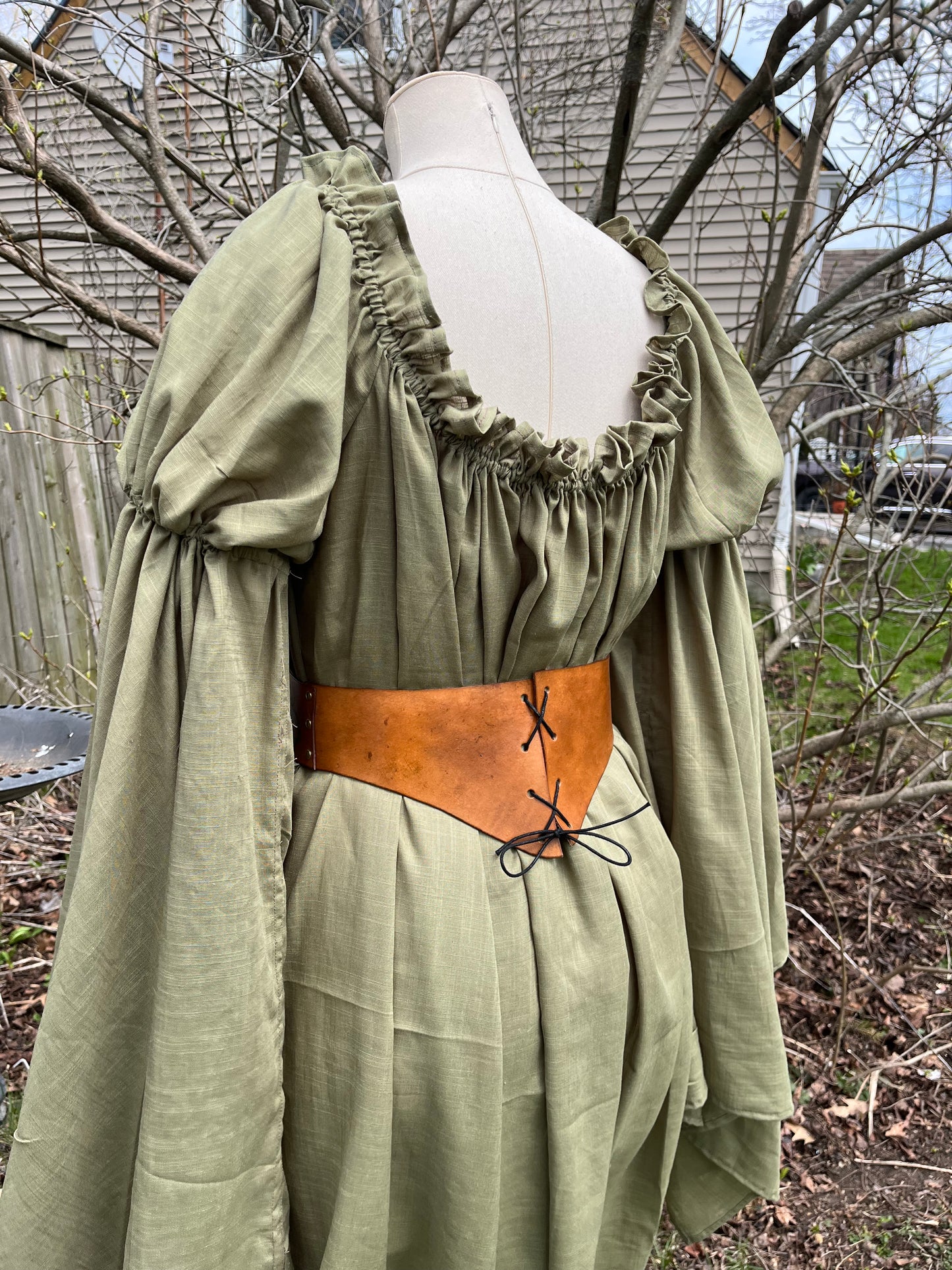 Sage green chemise (S-L)