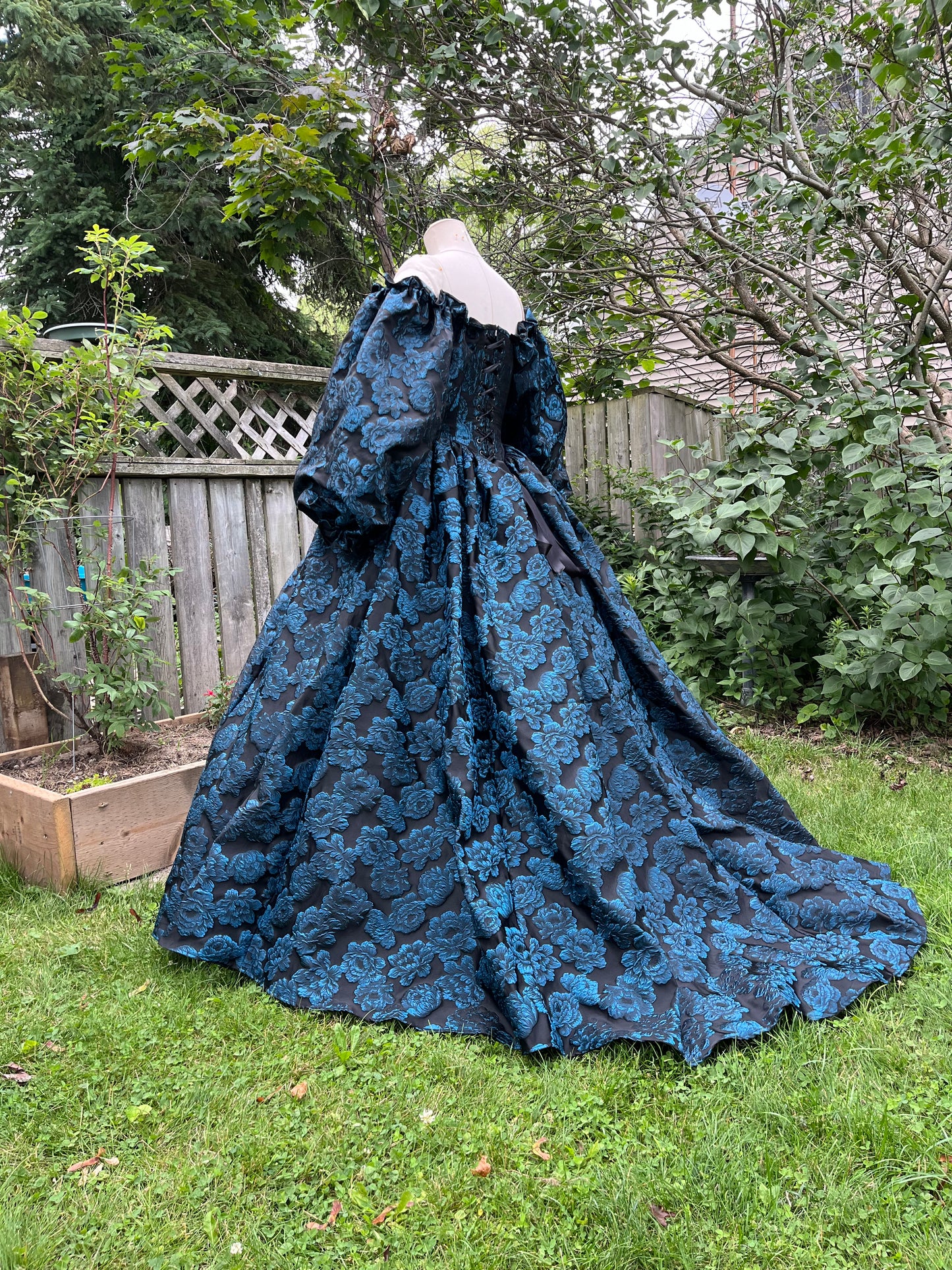 Production sample Blue Roses Corset Gown - 28" corset (Medium/Large)