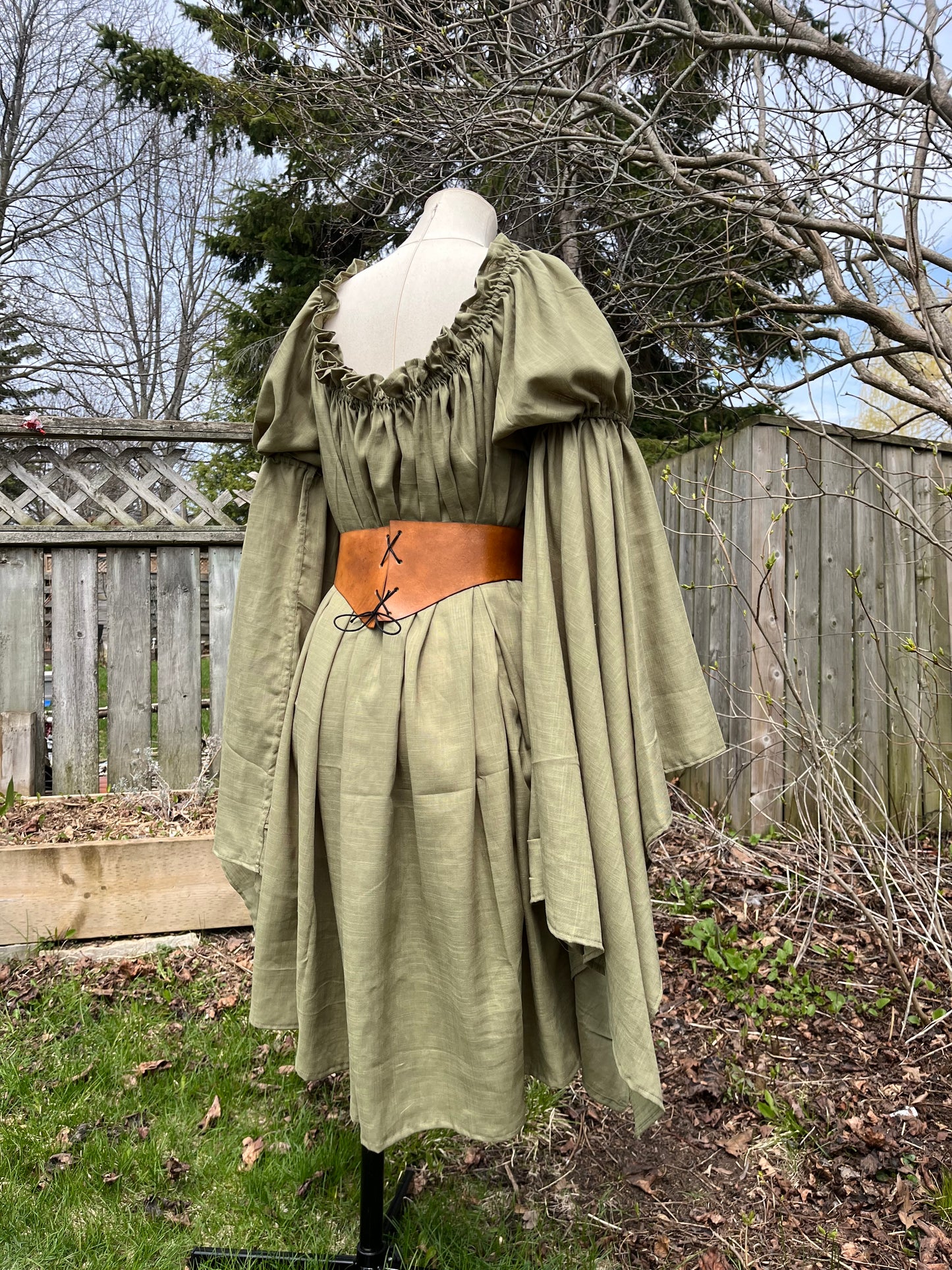 Sage green chemise (S-L)