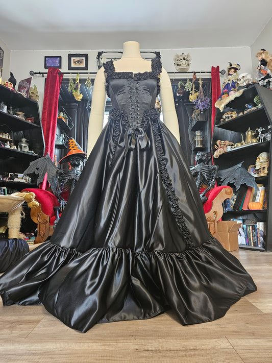 Black ruffle sample set - Small-Medium