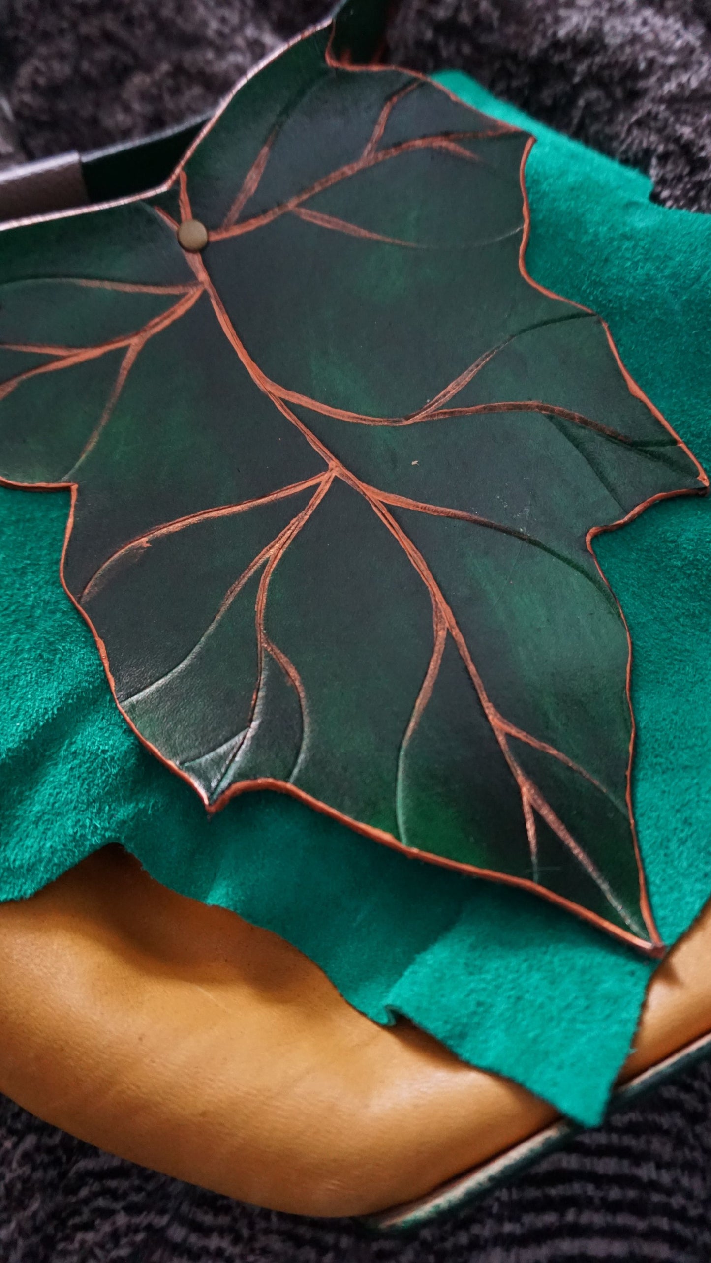 Leather Leaf Pouch